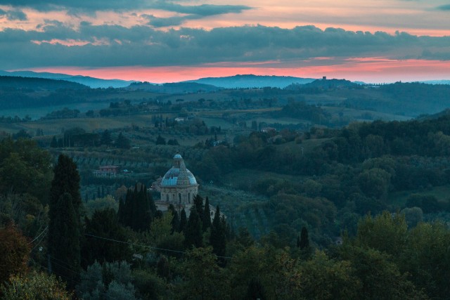 Chiusi päikeseloojang, Siena provints, Itaalia