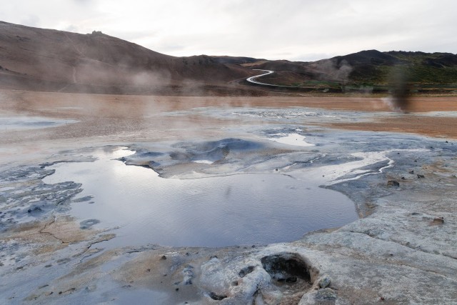 Hveriri geotermiline piirkond Põhja-Islandis Myvatni järve lähedal
