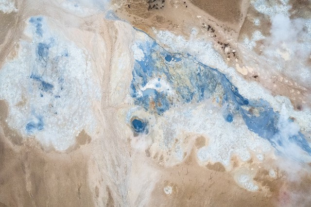 Hveriri geotermiline piirkond Põhja-Islandis Myvatni järve lähedal