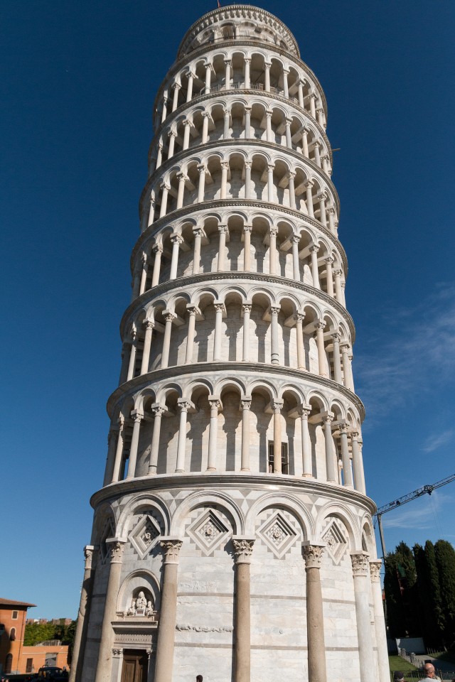 Pisa kaldtorn, Pisa katedraali eraldiseisev kellatorn, Itaalia