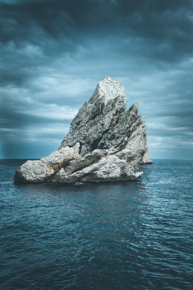 Illes Medese saarte kaljud Costa Bravas, Hispaanias