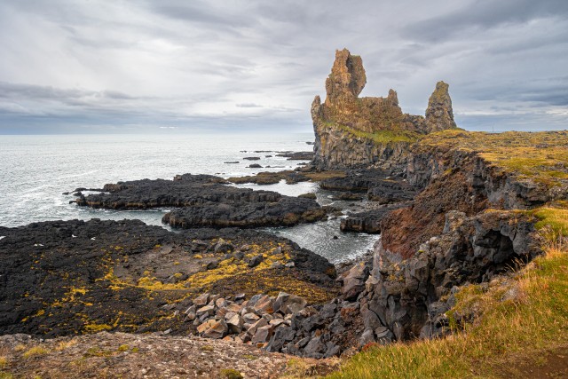 Lonrangari basaltkaljud Islandil