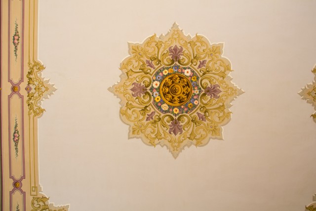 Uhke ornament laes, Veneetsia