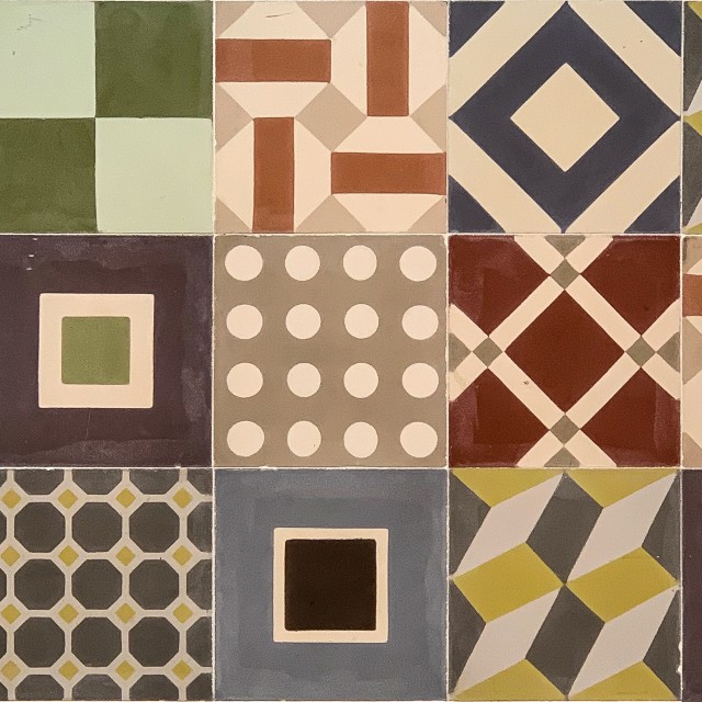 Mustriga keraamilised plaadid Lissabonist, Portugalist