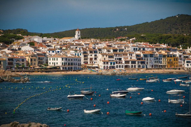 Vaade Calella de Palafrugelli külale Kataloonias, Costa Bravas, Hispaanias