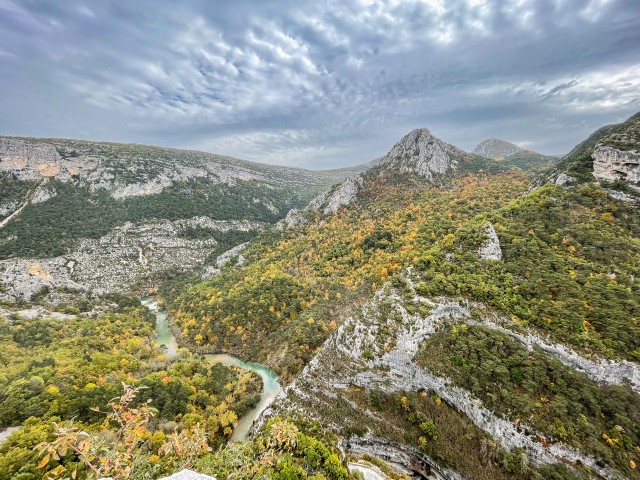 Verdoni jõgi voolamas läbi hingematva Vikose kuristiku Lõuna-Prantsusmaal