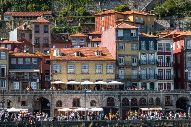 Vaade Porto linnale ja Douro jõele, Portugal