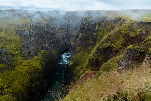 Kolufossari juga Kolugljúfuri kanjonis Põhja-Islandil