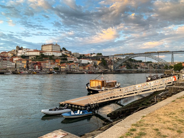 Vaade Luís I sillale Porto linnas, Portugal